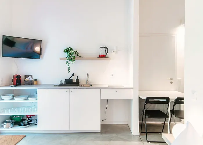 Le Betulle Studios By Quokka 360 - Studio Apartments By The Origlio Lake